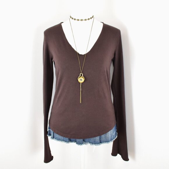 VTG 00s Y2K Old Navy Dark Brown Lettuce Hem V-Neck Long Bell Sleeve Top Sz M - Picture 4 of 6